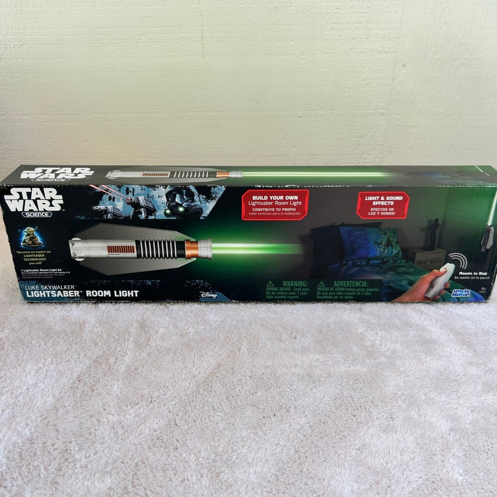 Star Wars Science Luke Skywalker Lightsaber Room Light Uncle Milton Green 15046